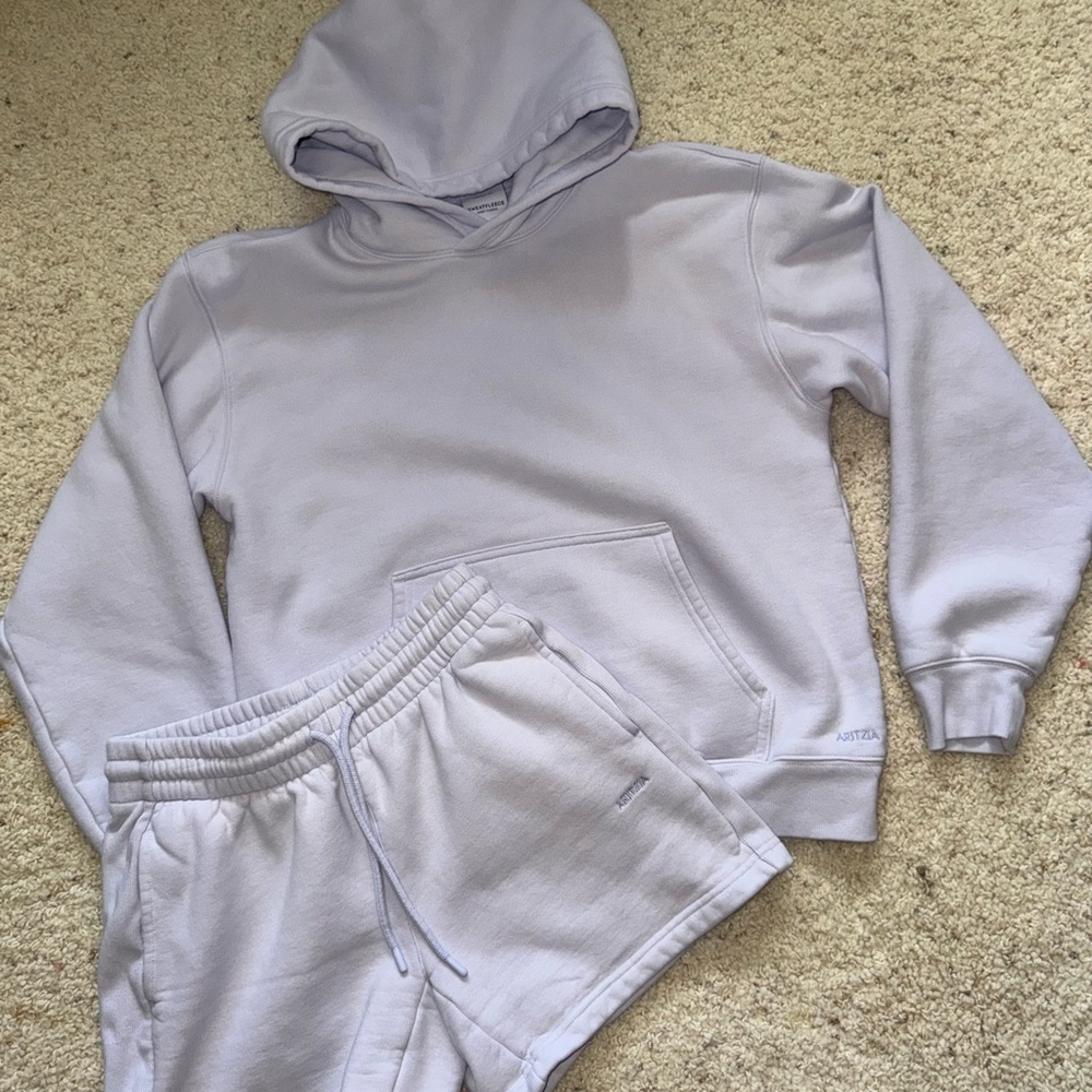 Aritzia set